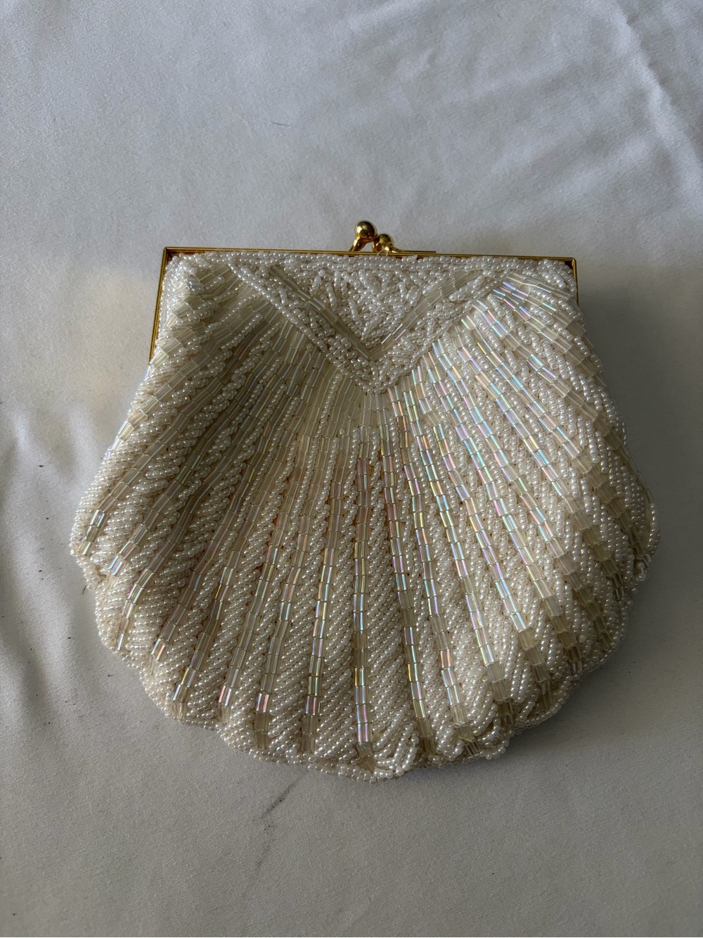 Beaded Shell Clutch Purse in Ivory